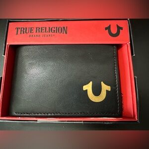 🆕True Religion Bifold Leather Wallet